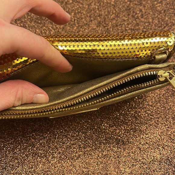 Michael Kors gold sequin shoulder bag chain wallet clutch new - Picture 11 of 14